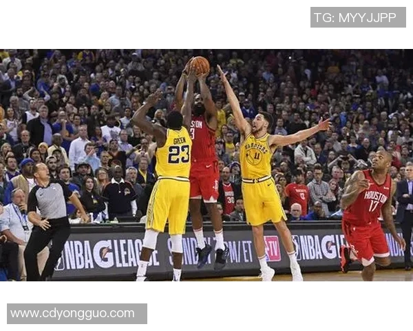 姚麦对决魔登再掀NBA经典对抗赛场激情重燃球迷热血沸腾 姚麦对决魔登再掀NBA经典对抗赛场激情重燃球迷热血沸腾