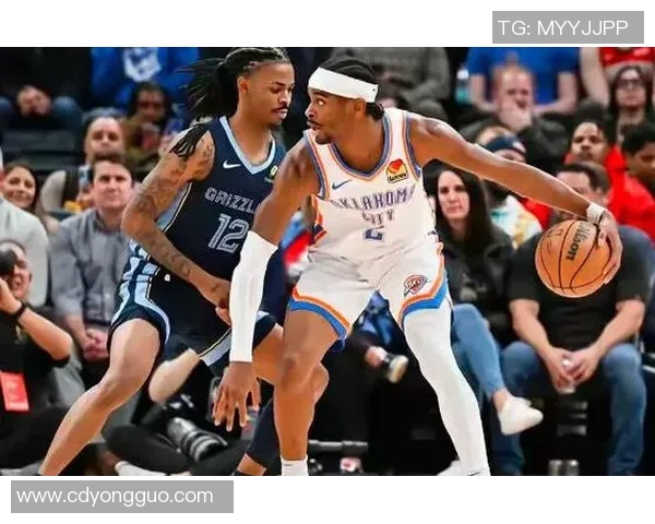 2015年湖人与灰熊激战回顾：经典对决与精彩瞬间解析