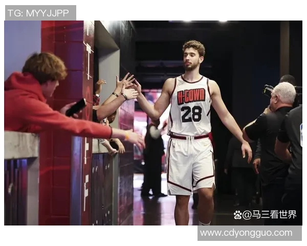 2008年NBA季后赛火箭对热火经典对决全场录像回顾与精彩瞬间分析