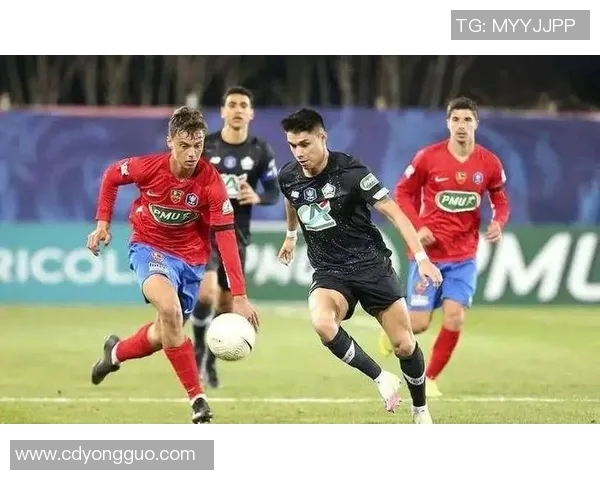 华沙军团与特斯巴达的激烈对决揭示足球战术与团队精神的完美结合 华沙军团与特斯巴达的激烈对决揭示足球战术与团队精神的完美结合