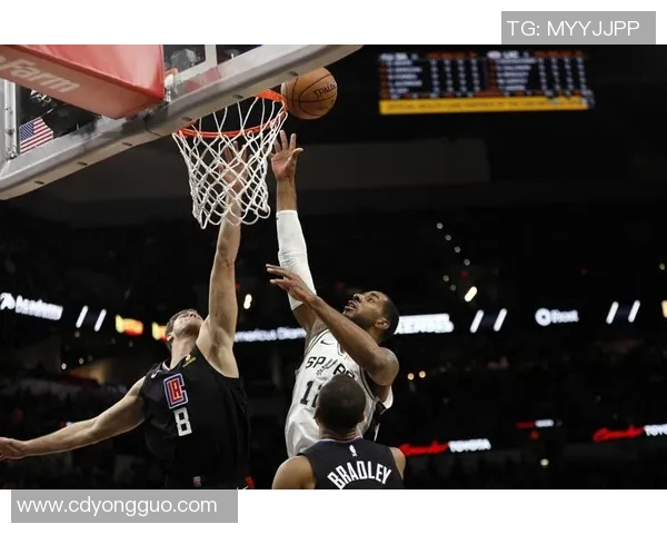 快船与马刺2018年12月14日精彩对决录像回顾与赛后分析