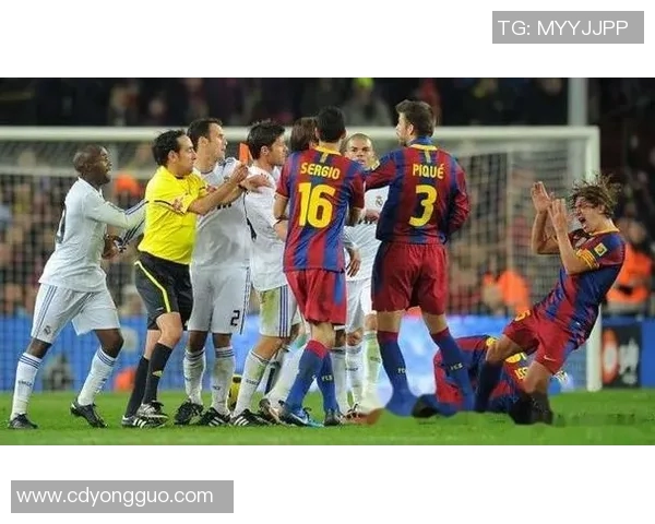 皇家马德里与巴萨的世纪对决谁能笑到最后的巅峰之战 皇家马德里与巴萨的世纪对决谁能笑到最后的巅峰之战