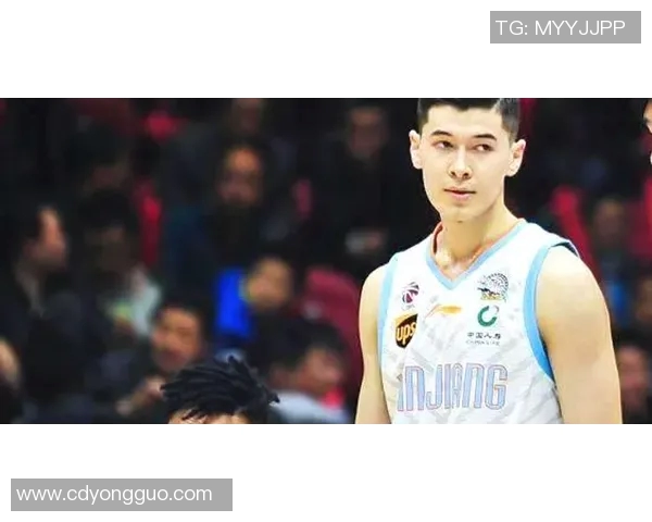 茶香四溢与篮球梦交织的明星生活揭秘